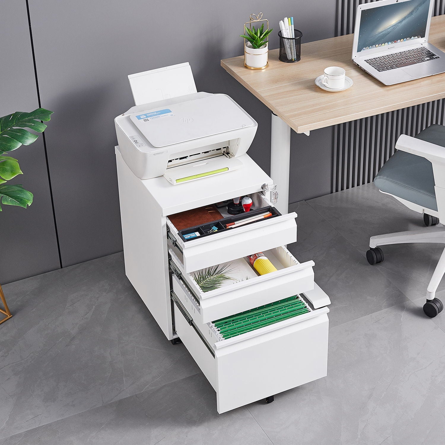 Contemporary 3 Drawer Mobile Filing Cabinet With Lock, Metal Office Storage For Legal / Letter Size